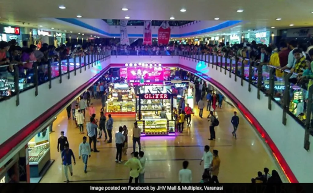 The popularity of JHV mall among people in Varanasi