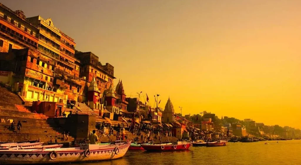 ghaat in varanasi1